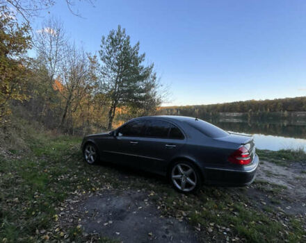 Сірий Мерседес Е-Клас, об'ємом двигуна 2.99 л та пробігом 295 тис. км за 9400 $, фото 9 на Automoto.ua