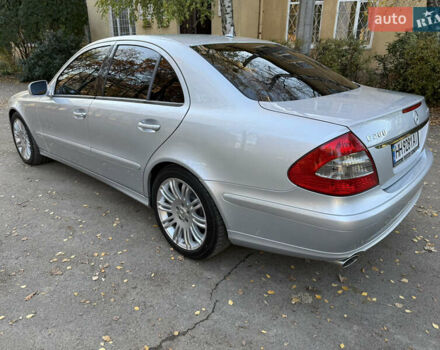 Сірий Мерседес Е-Клас, об'ємом двигуна 1.8 л та пробігом 240 тис. км за 9000 $, фото 25 на Automoto.ua