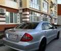 Сірий Мерседес Е-Клас, об'ємом двигуна 1.8 л та пробігом 325 тис. км за 8000 $, фото 2 на Automoto.ua