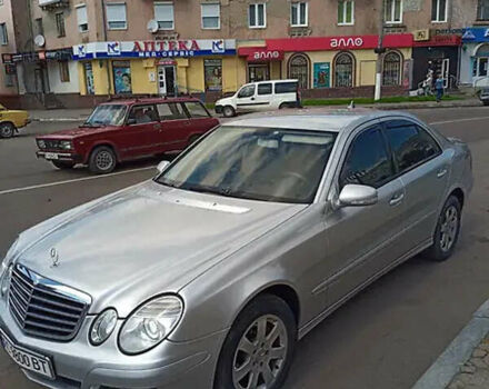 Сірий Мерседес Е-Клас, об'ємом двигуна 2.15 л та пробігом 318 тис. км за 8700 $, фото 12 на Automoto.ua