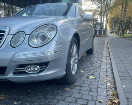 Мерседес Е-Клас 2006 у Львові на Automoto.ua Сірий Мерседес Е-Клас, об'ємом двигуна 2.2 л та пробігом 360 тис. км за 9499 $, фото 4 на Automoto.ua