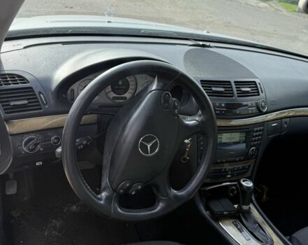 Серый Мерседес Е-Класс, объемом двигателя 1.8 л и пробегом 261 тыс. км за 6500 $, фото 10 на Automoto.ua