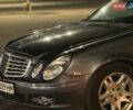 Сірий Мерседес Е-Клас, об'ємом двигуна 3 л та пробігом 350 тис. км за 8999 $, фото 1 на Automoto.ua