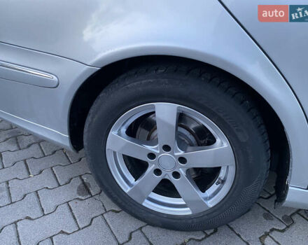 Серый Мерседес Е-Класс, объемом двигателя 3.23 л и пробегом 365 тыс. км за 6900 $, фото 11 на Automoto.ua