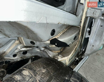 Сірий Мерседес Е-Клас, об'ємом двигуна 1.8 л та пробігом 373 тис. км за 2700 $, фото 16 на Automoto.ua