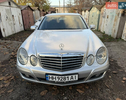 Сірий Мерседес Е-Клас, об'ємом двигуна 1.8 л та пробігом 240 тис. км за 9700 $, фото 6 на Automoto.ua