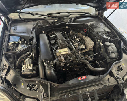 Серый Мерседес Е-Класс, объемом двигателя 2.15 л и пробегом 270 тыс. км за 11900 $, фото 23 на Automoto.ua