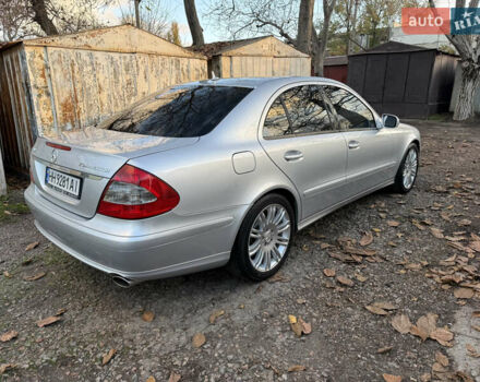Сірий Мерседес Е-Клас, об'ємом двигуна 1.8 л та пробігом 240 тис. км за 9700 $, фото 14 на Automoto.ua