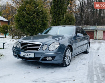 Серый Мерседес Е-Класс, объемом двигателя 2.15 л и пробегом 270 тыс. км за 11900 $, фото 1 на Automoto.ua