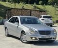 Серый Мерседес Е-Класс, объемом двигателя 3 л и пробегом 250 тыс. км за 3750 $, фото 1 на Automoto.ua