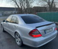 Серый Мерседес Е-Класс, объемом двигателя 1.8 л и пробегом 377 тыс. км за 6700 $, фото 4 на Automoto.ua