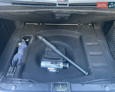 Мерседес Е-Клас 2006 у Львові на Automoto.ua Сірий Мерседес Е-Клас, об'ємом двигуна 2.2 л та пробігом 360 тис. км за 9499 $, фото 16 на Automoto.ua