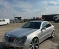 Сірий Мерседес Е-Клас, об'ємом двигуна 3.5 л та пробігом 356 тис. км за 6200 $, фото 1 на Automoto.ua