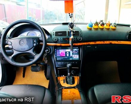 Сірий Мерседес Е-Клас, об'ємом двигуна 3.5 л та пробігом 255 тис. км за 8500 $, фото 5 на Automoto.ua