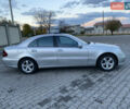 Мерседес Е-Клас 2006 у Чернівцях на Automoto.ua Сірий Мерседес Е-Клас, об'ємом двигуна 3.23 л та пробігом 330 тис. км за 6999 $, фото 3 на Automoto.ua