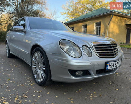 Сірий Мерседес Е-Клас, об'ємом двигуна 1.8 л та пробігом 240 тис. км за 9000 $, фото 10 на Automoto.ua
