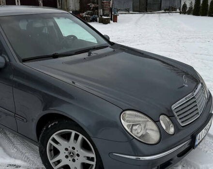 Сірий Мерседес Е-Клас, об'ємом двигуна 2.2 л та пробігом 358 тис. км за 7500 $, фото 2 на Automoto.ua