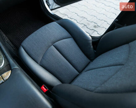 Мерседес Е-Клас 2006 у Мукачеве на Automoto.ua Сірий Мерседес Е-Клас, об'ємом двигуна 1.8 л та пробігом 79 тис. км за 25500 $, фото 52 на Automoto.ua