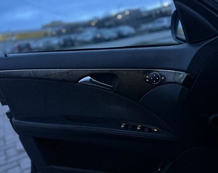 Сірий Мерседес Е-Клас, об'ємом двигуна 2.7 л та пробігом 327 тис. км за 4150 $, фото 9 на Automoto.ua