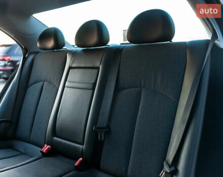 Мерседес Е-Клас 2006 у Мукачеве на Automoto.ua Сірий Мерседес Е-Клас, об'ємом двигуна 1.8 л та пробігом 79 тис. км за 25500 $, фото 41 на Automoto.ua