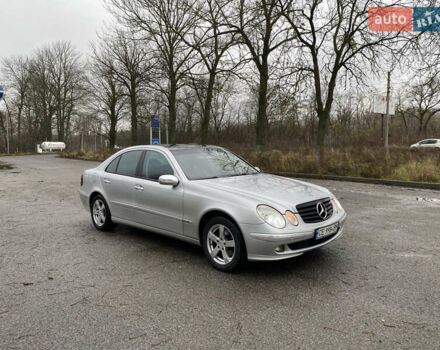 Серый Мерседес Е-Класс, объемом двигателя 3.23 л и пробегом 365 тыс. км за 6900 $, фото 2 на Automoto.ua