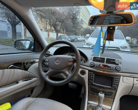 Серый Мерседес Е-Класс, объемом двигателя 2.15 л и пробегом 270 тыс. км за 11900 $, фото 31 на Automoto.ua