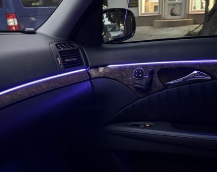 Сірий Мерседес Е-Клас, об'ємом двигуна 3 л та пробігом 300 тис. км за 9500 $, фото 8 на Automoto.ua