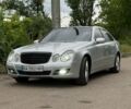 Серый Мерседес Е-Класс, объемом двигателя 2.99 л и пробегом 336 тыс. км за 9800 $, фото 1 на Automoto.ua