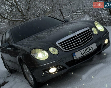 Серый Мерседес Е-Класс, объемом двигателя 2.15 л и пробегом 270 тыс. км за 11900 $, фото 9 на Automoto.ua