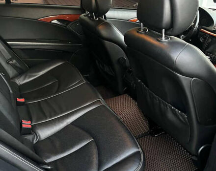 Серый Мерседес Е-Класс, объемом двигателя 1.8 л и пробегом 326 тыс. км за 8000 $, фото 16 на Automoto.ua