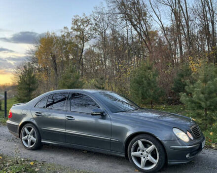 Сірий Мерседес Е-Клас, об'ємом двигуна 2.99 л та пробігом 295 тис. км за 9400 $, фото 5 на Automoto.ua