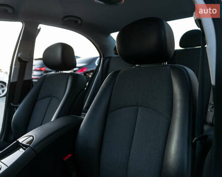 Мерседес Е-Клас 2006 у Мукачеве на Automoto.ua Сірий Мерседес Е-Клас, об'ємом двигуна 1.8 л та пробігом 79 тис. км за 25500 $, фото 39 на Automoto.ua