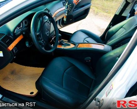 Сірий Мерседес Е-Клас, об'ємом двигуна 3.5 л та пробігом 255 тис. км за 8500 $, фото 3 на Automoto.ua