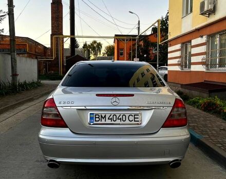 Сірий Мерседес Е-Клас, об'ємом двигуна 1.8 л та пробігом 325 тис. км за 8000 $, фото 1 на Automoto.ua