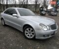 Серый Мерседес Е-Класс, объемом двигателя 2.2 л и пробегом 344 тыс. км за 9700 $, фото 1 на Automoto.ua