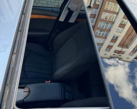 Серый Мерседес Е-Класс, объемом двигателя 1.8 л и пробегом 266 тыс. км за 8800 $, фото 8 на Automoto.ua