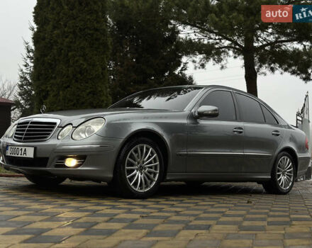 Серый Мерседес Е-Класс, объемом двигателя 3 л и пробегом 370 тыс. км за 8950 $, фото 28 на Automoto.ua