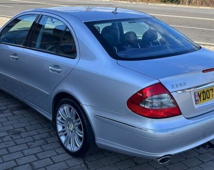 Мерседес Е-Клас 2007 у Глубокой на Automoto.ua Сірий Мерседес Е-Клас, об'ємом двигуна 3 л та пробігом 301 тис. км за 5255 $, фото 5 на Automoto.ua