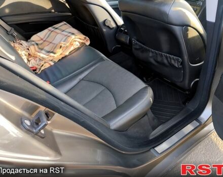 Серый Мерседес Е-Класс, объемом двигателя 3 л и пробегом 238 тыс. км за 8750 $, фото 5 на Automoto.ua