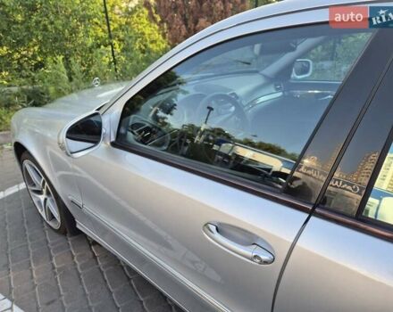 Серый Мерседес Е-Класс, объемом двигателя 1.8 л и пробегом 219 тыс. км за 10500 $, фото 41 на Automoto.ua