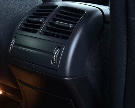 Сірий Мерседес Е-Клас, об'ємом двигуна 2.2 л та пробігом 295 тис. км за 9999 $, фото 42 на Automoto.ua