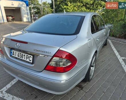 Серый Мерседес Е-Класс, объемом двигателя 1.8 л и пробегом 219 тыс. км за 10500 $, фото 2 на Automoto.ua