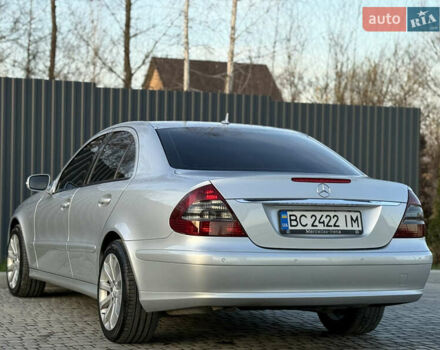 Сірий Мерседес Е-Клас, об'ємом двигуна 2.2 л та пробігом 295 тис. км за 9999 $, фото 101 на Automoto.ua