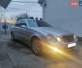 Серый Мерседес Е-Класс, объемом двигателя 2.1 л и пробегом 300 тыс. км за 8800 $, фото 11 на Automoto.ua