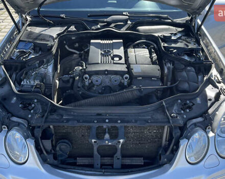 Сірий Мерседес Е-Клас, об'ємом двигуна 1.8 л та пробігом 151 тис. км за 9600 $, фото 17 на Automoto.ua