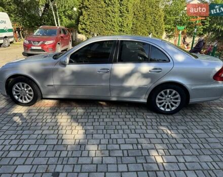 Серый Мерседес Е-Класс, объемом двигателя 1.8 л и пробегом 266 тыс. км за 8800 $, фото 13 на Automoto.ua