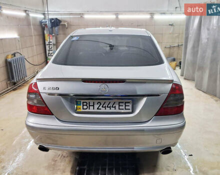 Сірий Мерседес Е-Клас, об'ємом двигуна 3 л та пробігом 308 тис. км за 7700 $, фото 32 на Automoto.ua