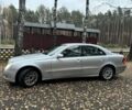 Серый Мерседес Е-Класс, объемом двигателя 2.1 л и пробегом 441 тыс. км за 4300 $, фото 2 на Automoto.ua