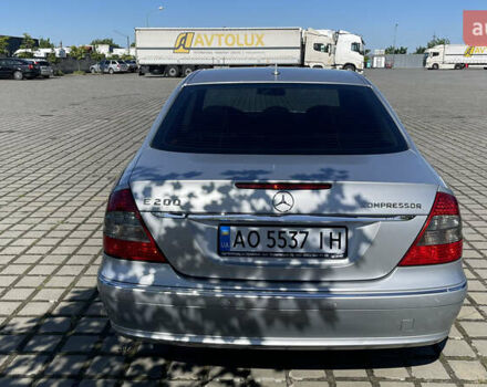 Сірий Мерседес Е-Клас, об'ємом двигуна 1.8 л та пробігом 151 тис. км за 9600 $, фото 5 на Automoto.ua