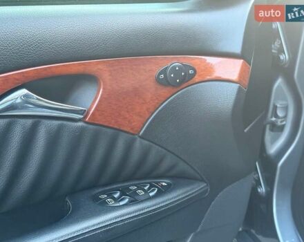 Сірий Мерседес Е-Клас, об'ємом двигуна 3 л та пробігом 366 тис. км за 10700 $, фото 12 на Automoto.ua